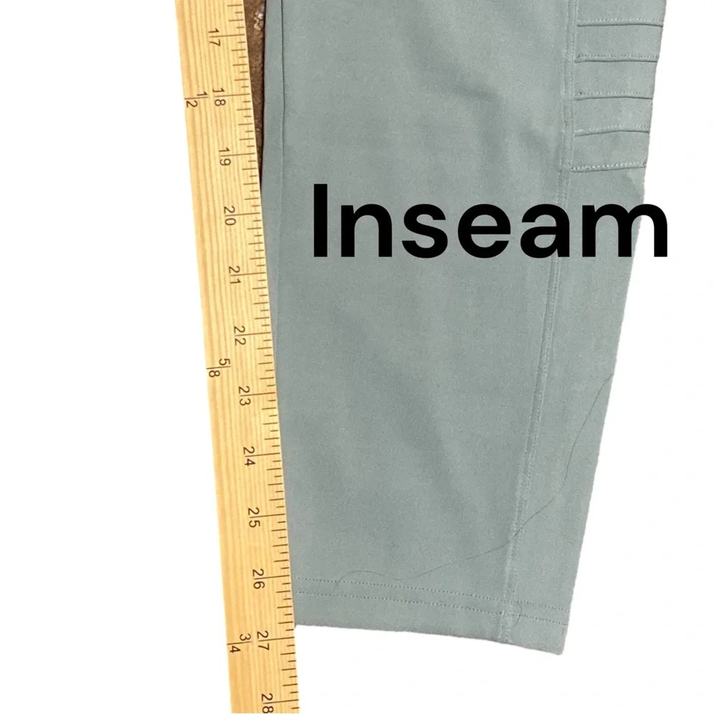 Athleta Delancey Moto Tight Leggings size 2X color sage
BIN #11 - Picture 4 of 6